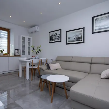 Apartamenty Ap 11 Čenstochová Exteriér fotografie